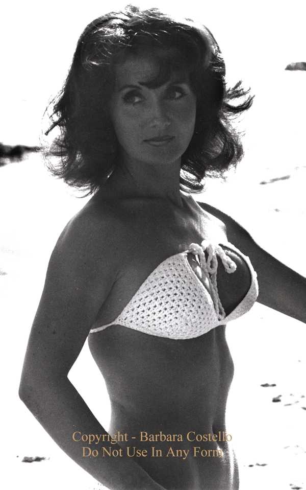 Las Vegas New York Entertainer Barbara Costello Beach Photo